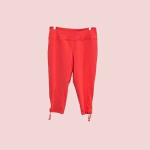 Maurice’s In Motion bright coral leggings used for yoga capri pants size large